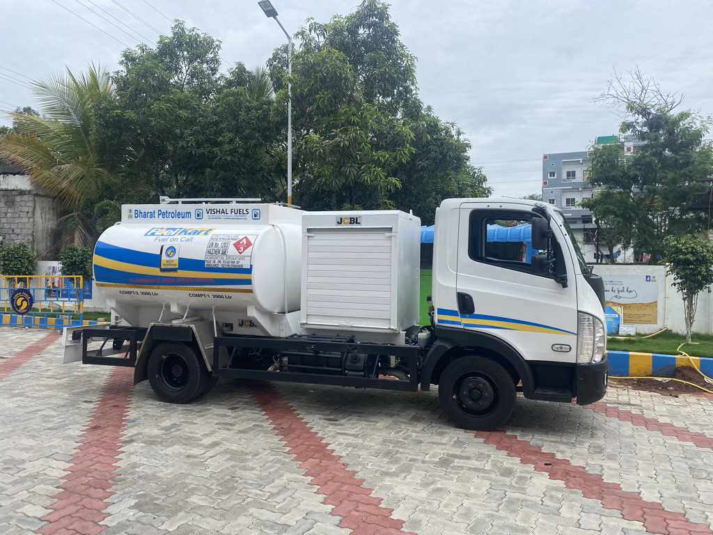 Wish Fuels diesel bowser in Bharat Petroleum colours